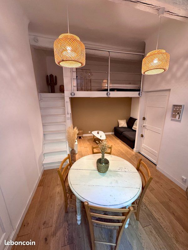 Appartement 1 pièce 24 m² · à Hyères · 24 m² · 900 €