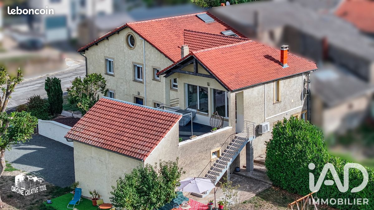 Maison 8 pièces 246 m² · à Veckring · 246 m² · 419 000 €