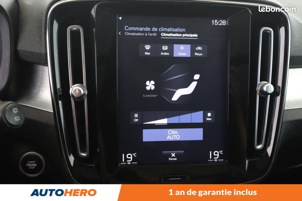 Volvo XC40 2.0 D3 AdBlue Business Geartronic 8 150 ch (image 21)