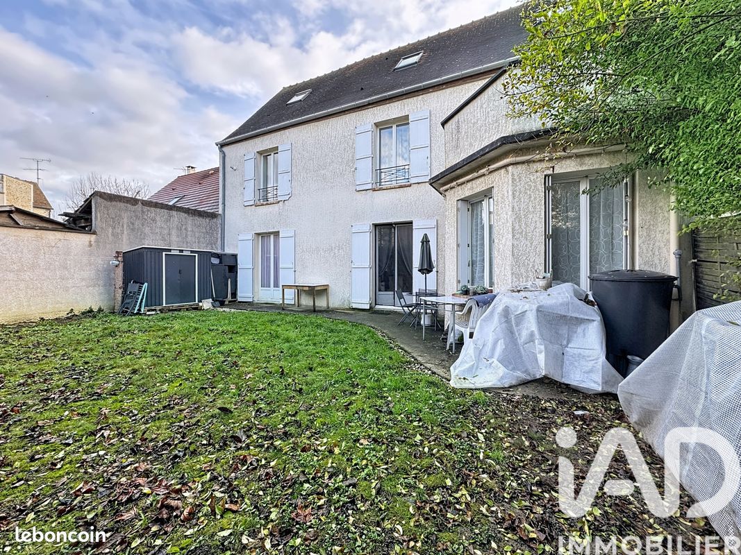 Immeuble 297 m² Bondoufle (image 2)