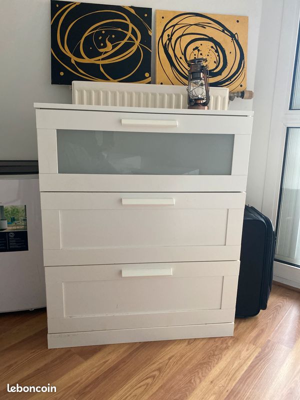 Chambre IKEA : armoire commode table de nuit (image 1)