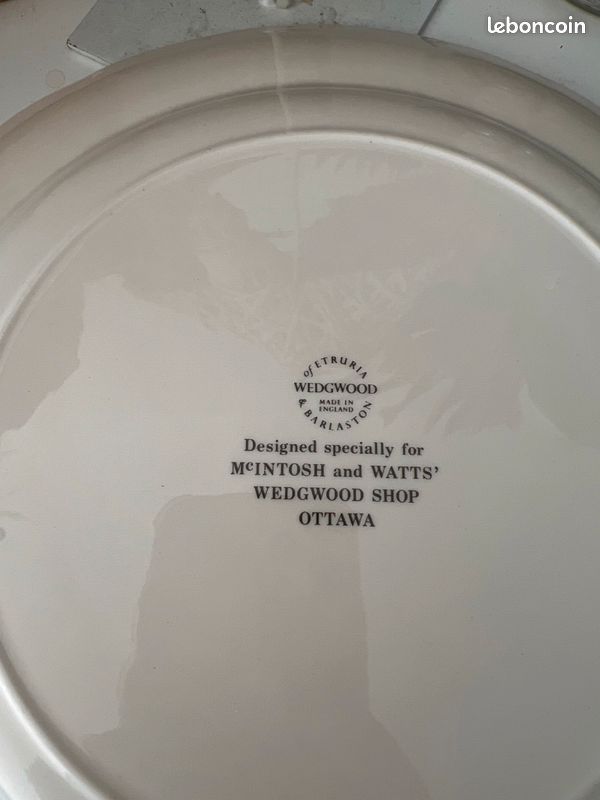 Assiette décorative Wedgwood (image 2)