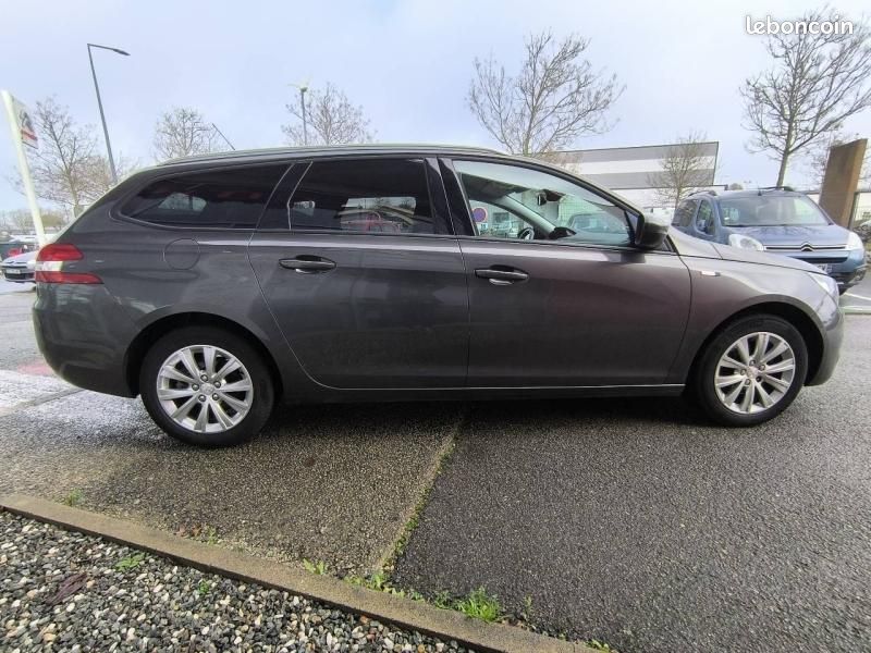 Peugeot 308 SW 1.2 PureTech 110ch Style S&S (image 6)