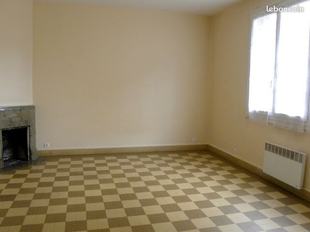 Appartement 1 pièce 30 m² · à Louviers · 30 m² · 430 €