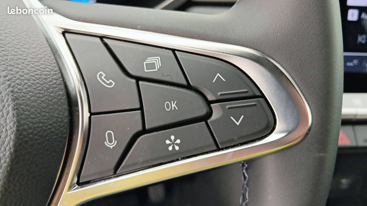 Renault captur e tech full hybrid 145 ch techno (image 23)