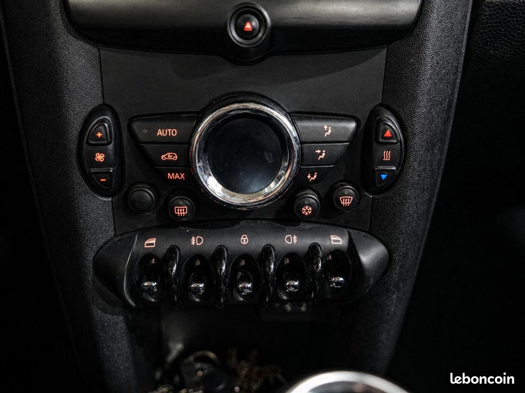 MINI MINI 1.6i - 75 R56 LCI COUPE One PHASE 2 (image 18)