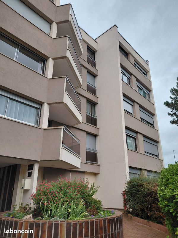 Appartement 4 pièces 83 m² · à Saint-Leu-la-Forêt · 83 m² · 160 000 €