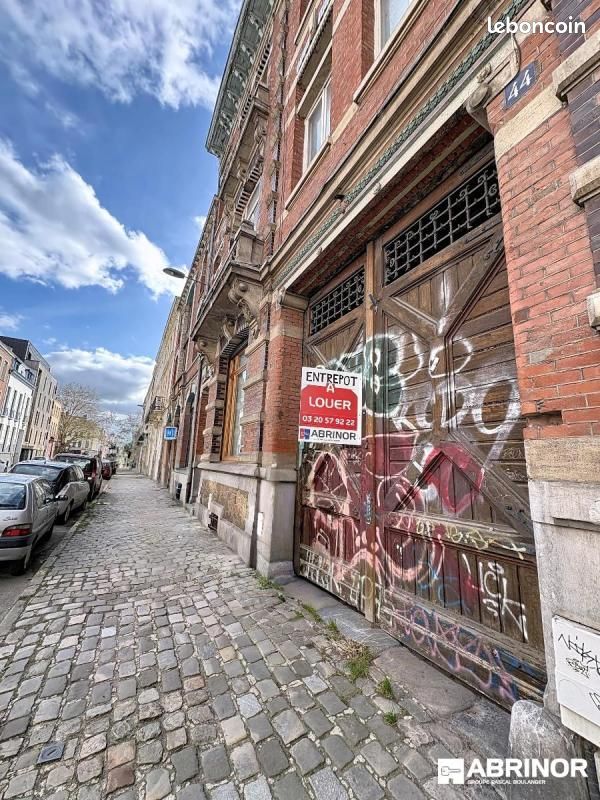 Terrain Lille · 1 950 €/mois
