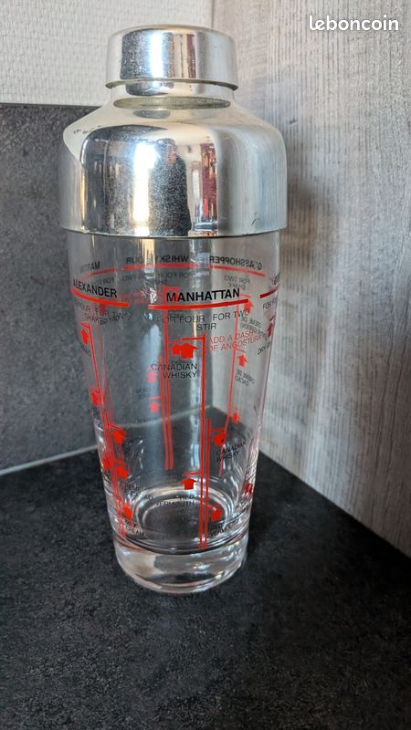 Shaker (image 1)