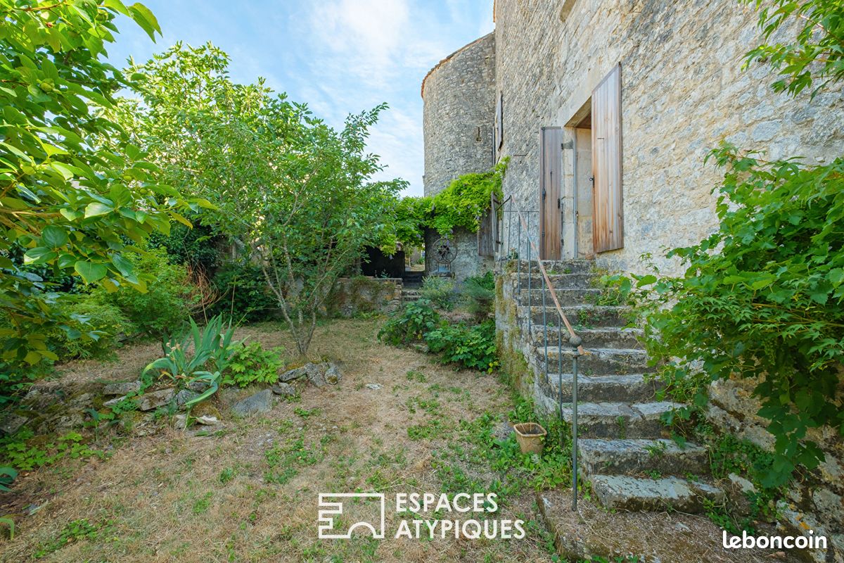 Maison 5 pièces 240 m² · à Pamproux · 240 m² · 195 000 €