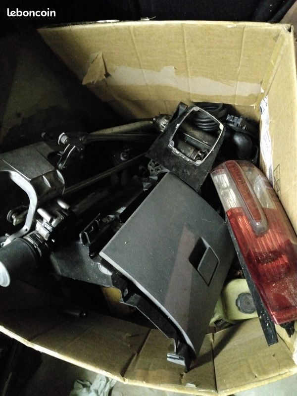 Quelques pieces ford c-max 1.6 tdci (image 1)
