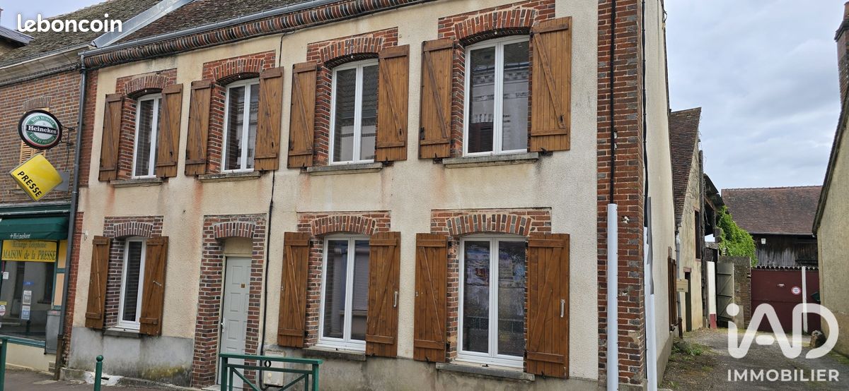 Maison 5 pièces 120 m² · à Champignelles · 120 m² · 97 000 €