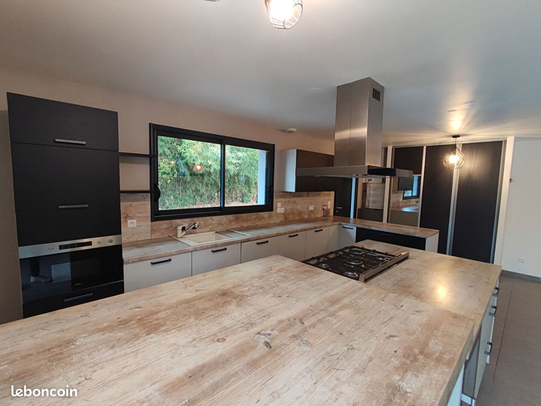 Maison 4 pièces 105 m² · à Malafretaz · 105 m² · 990 €/mois