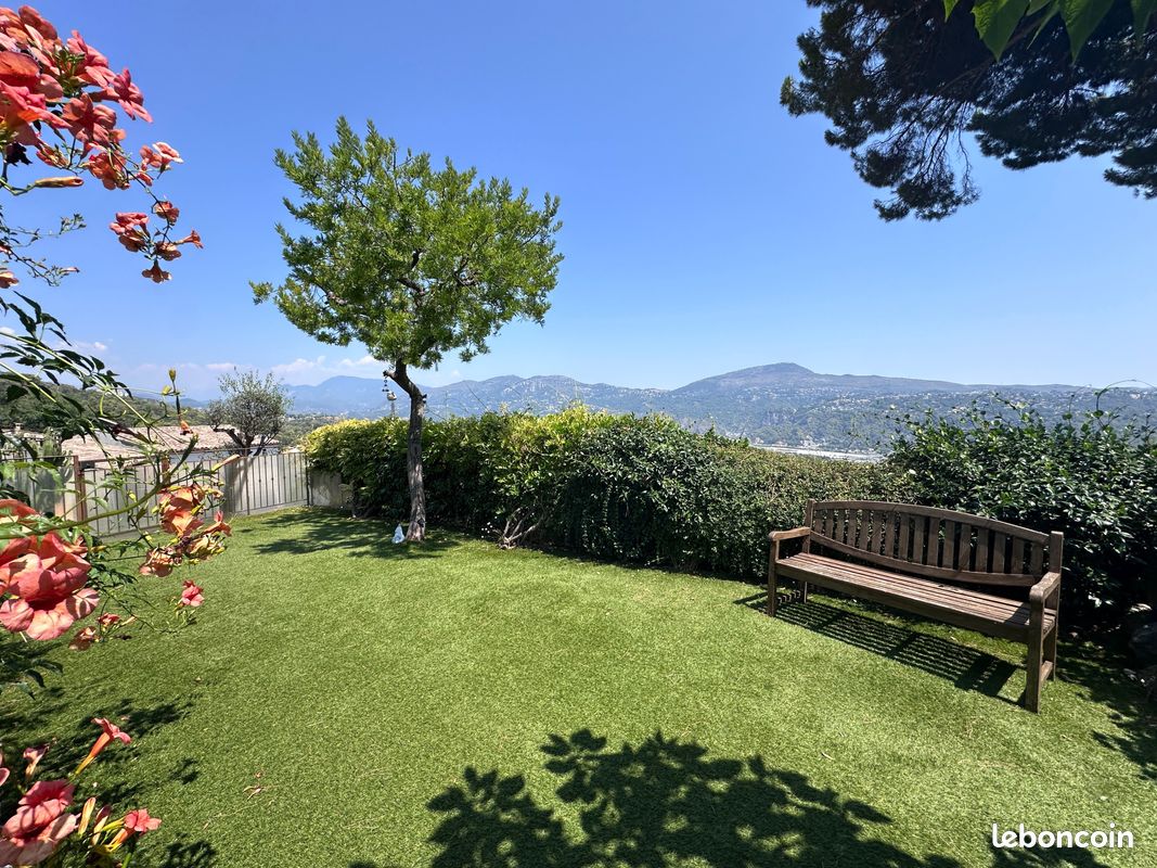 Maison 5 pièces 114 m² · à Gattières · 114 m² · 570 000 €
