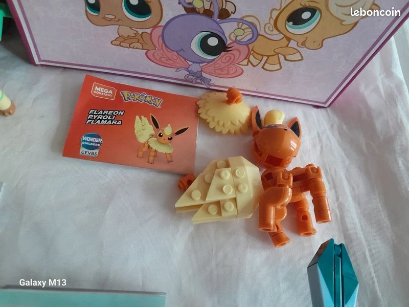 Lot Méga Construx Pokémon Evoli et ses évolutions (image 7)