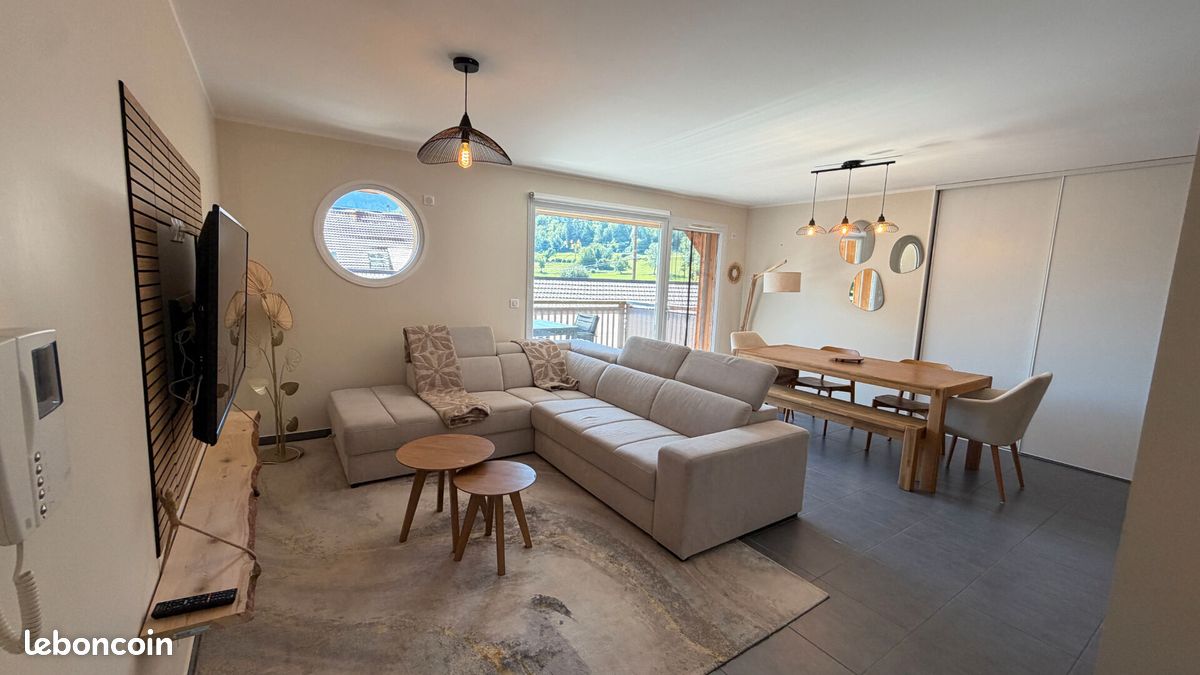 Appartement 2 pièces 56 m² · à Saint-Laurent · 56 m² · 1 170 €