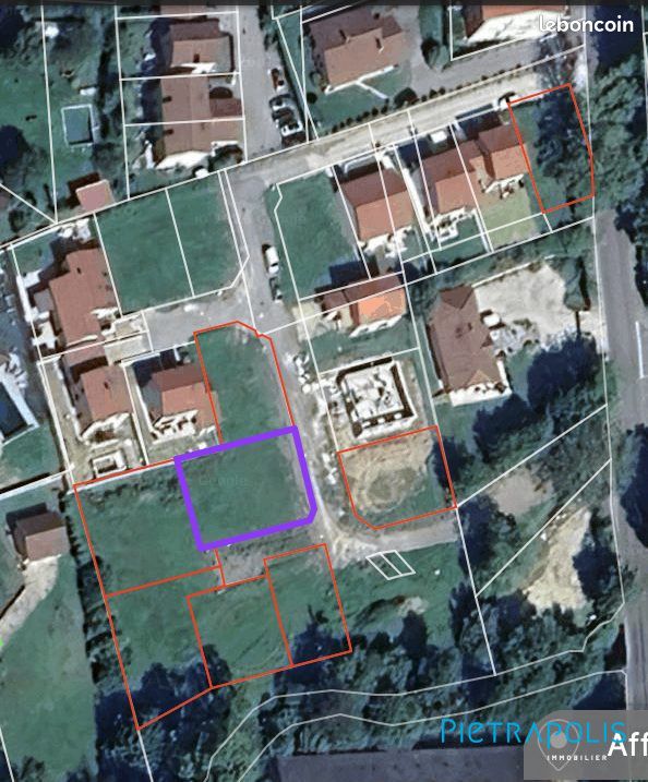 Terrain 400 m² · à Saint-Paul-de-Varax · 400 m² · 64 900 €