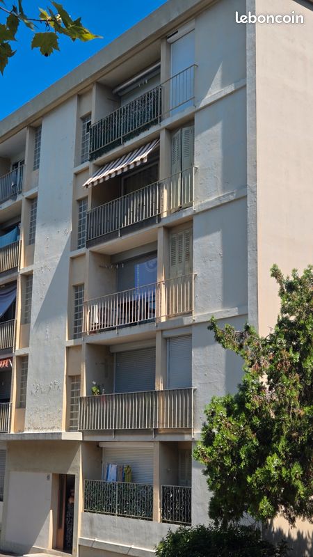 Appartement 3 pièces 49 m² · à Marseille · 48,7 m² · 160 000 €