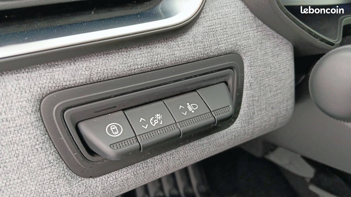 Renault clio e tech full hybrid 145 ch gsr2 (image 11)