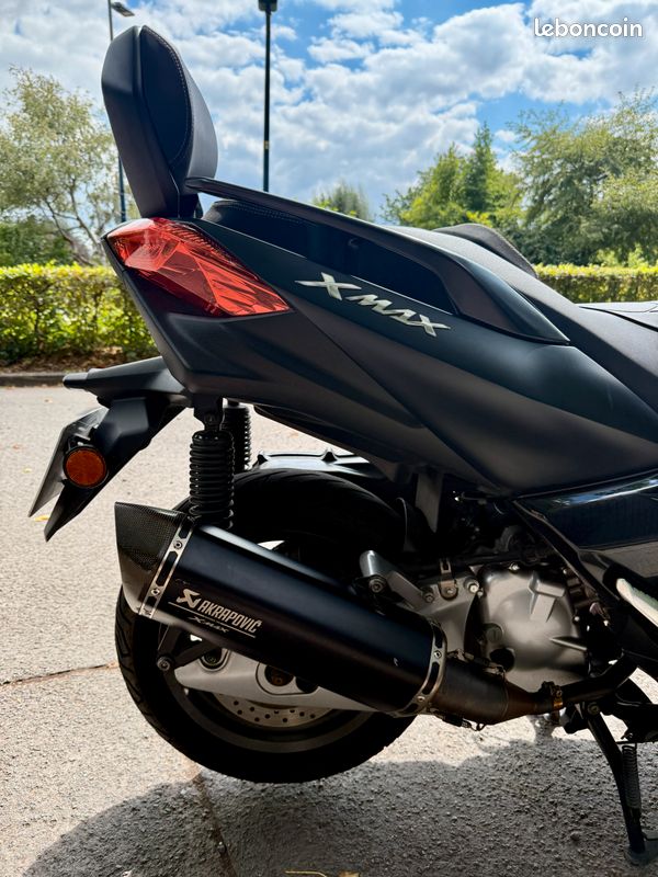 XMAX 125 iron max (image 2)