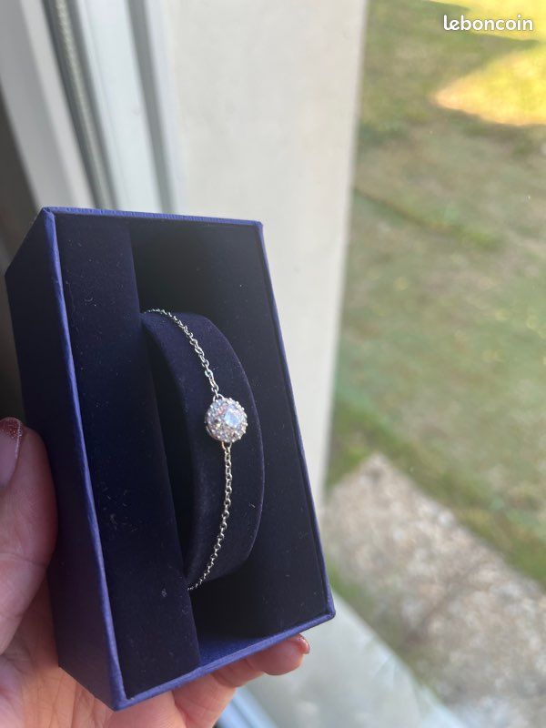 Bracelet Swarovski neuf (image 1)