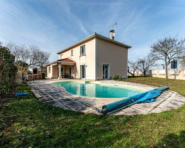 Maison 575 000 € - 198 m²