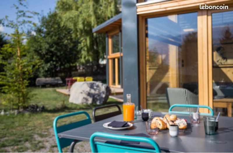 Location vacances, business & co « Refuges en ville - Rêverie » (image 2)