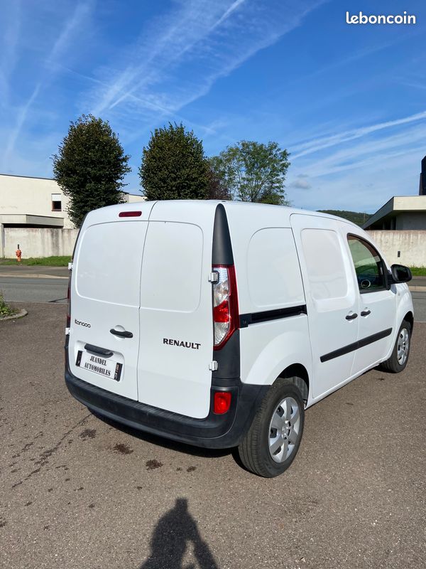 RENAULT Kangoo Dci 80 Grand Confort Bv6 3 places (faible kms) (image 3)