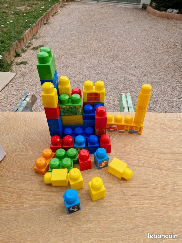 Megablocks (image 1)