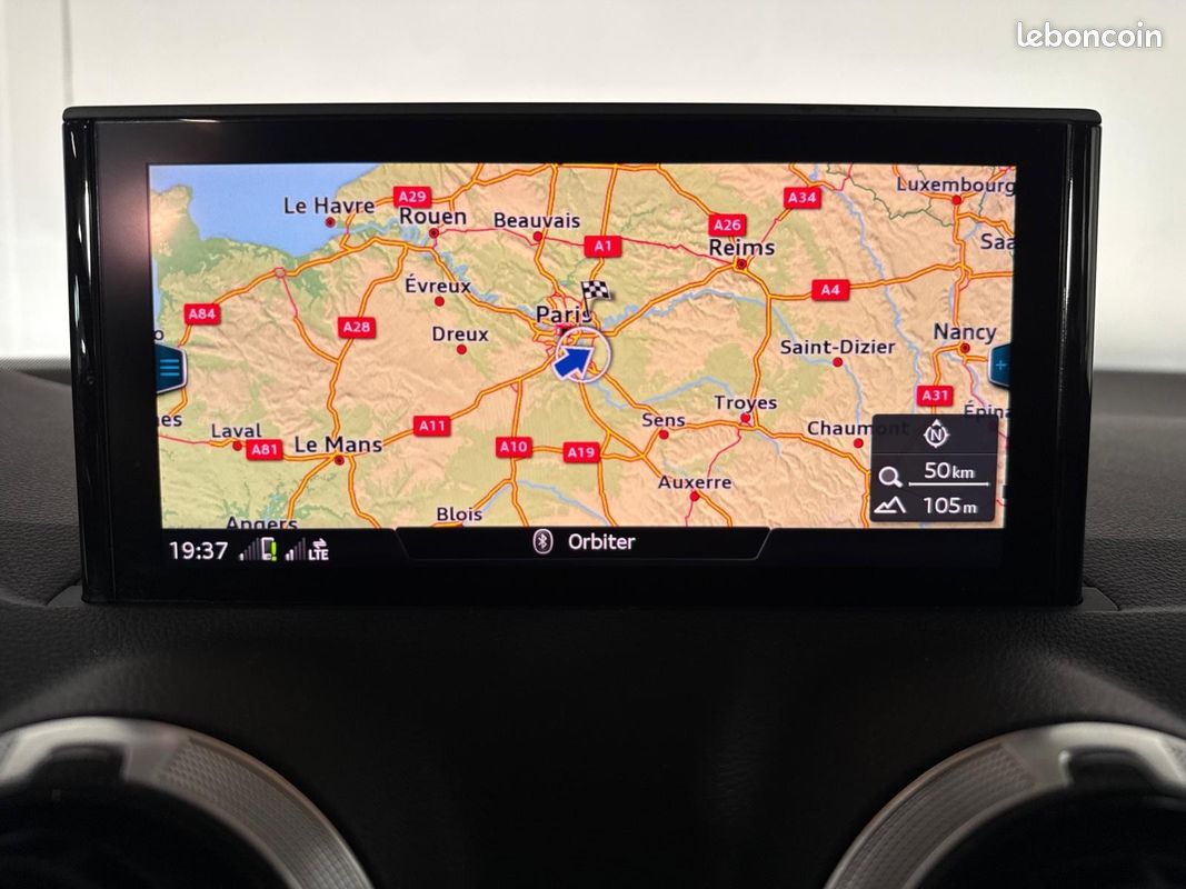 AUDI Q2 35 TFSI S line CARPLAY / CAMÉRA / ANGL. MORT ... (image 21)
