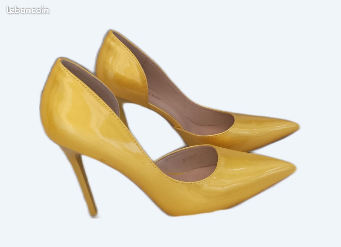 Escarpins femme neufs talons hauts Chaussures