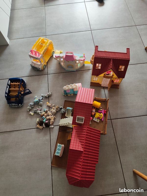 Family sylvanian (image 1)