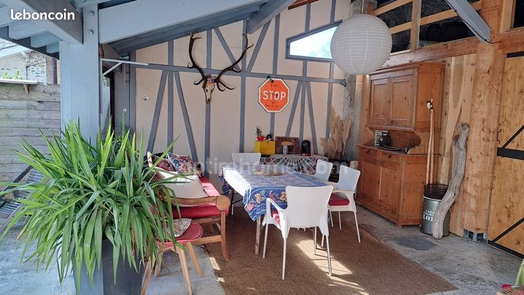 Maison 10 pièces 244 m²