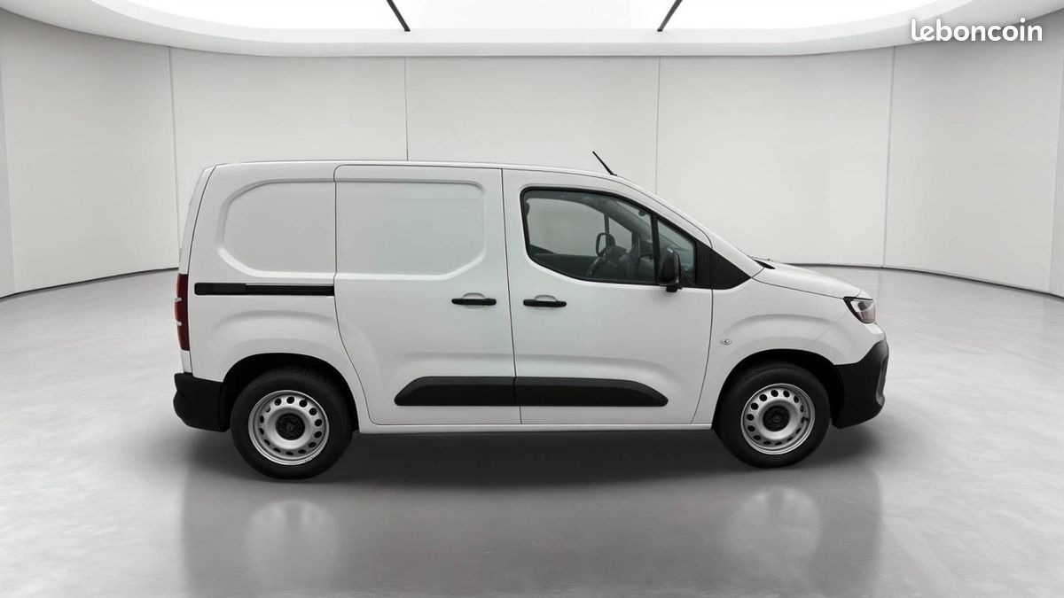 Peugeot Partner FOURGON M 650 KG BLUEHDI 130 S&S EAT8 (image 9)