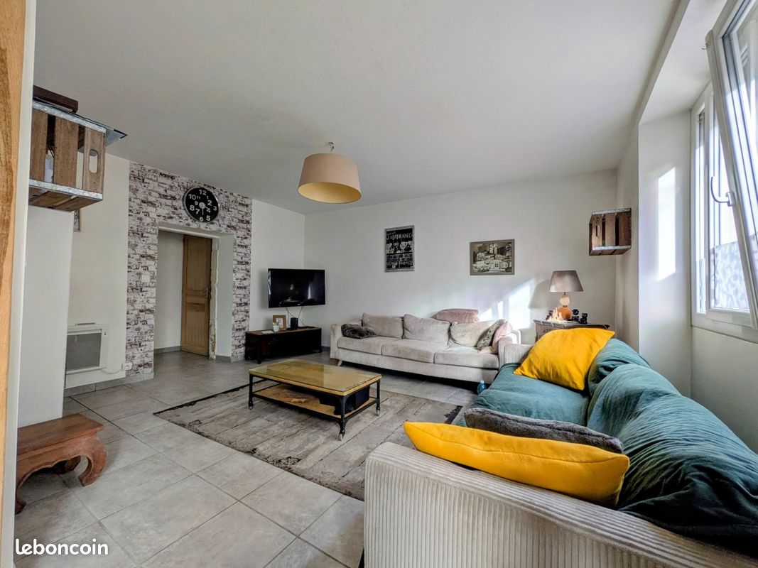 Maison 4 pièces 143 m² · à Plaisance · 143 m² · 149 800 €