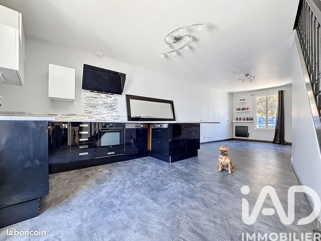 Appartement 3 pièces 67 m² · à Breuillet · 67 m² · 175 000 €