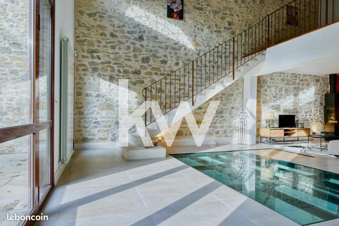 Maison 6 pièces 166 m²