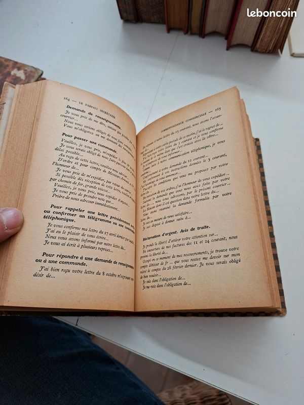 3088: Livre Ancien : Le Parfait Secrétaire (Louis Chaffurin - Larousse) (image 3)