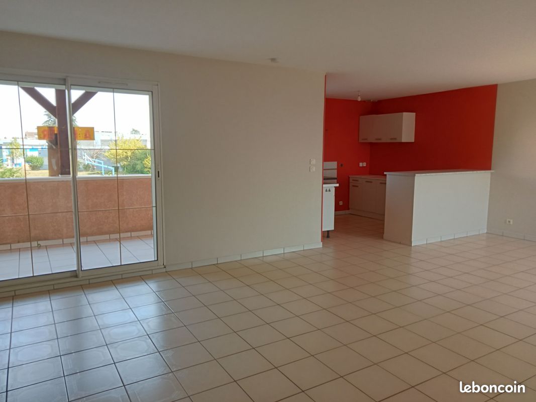 Maison 5 pièces 124 m² · à Charnay-lès-Mâcon · 124 m² · 1 090 €