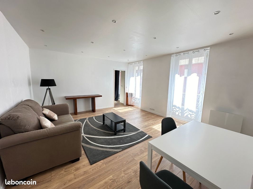 Appartement 1 pièce 38 m² · à Paris · 38 m² · 1 585 €