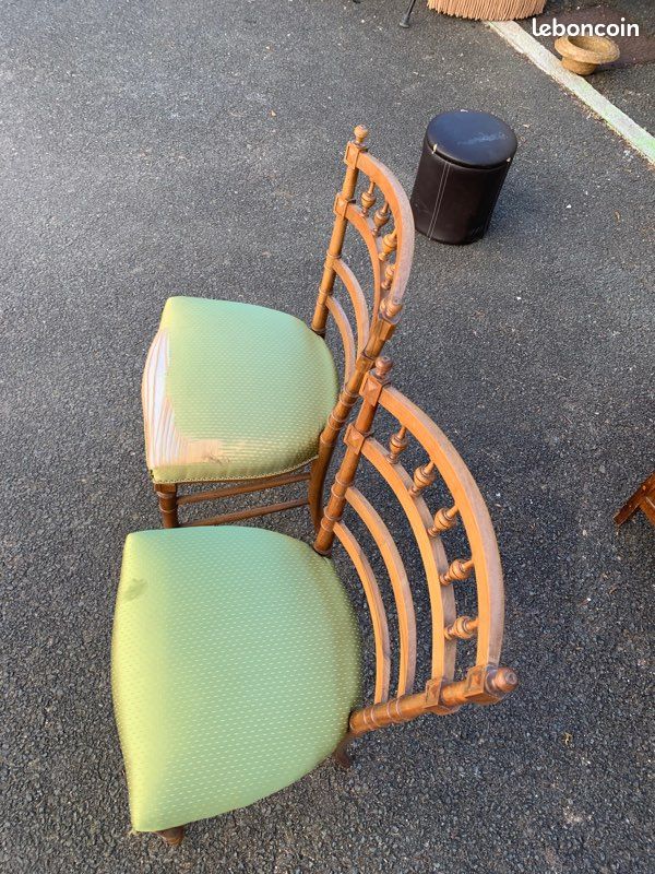 Lot de deux chaises en soie (image 3)