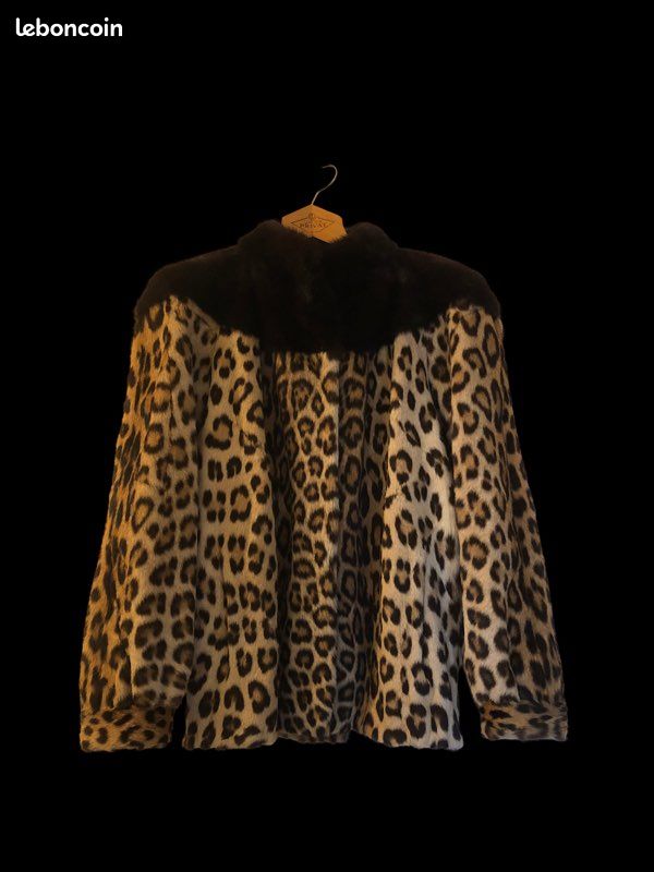 Manteau court fourrure léopard et vison Vêtements