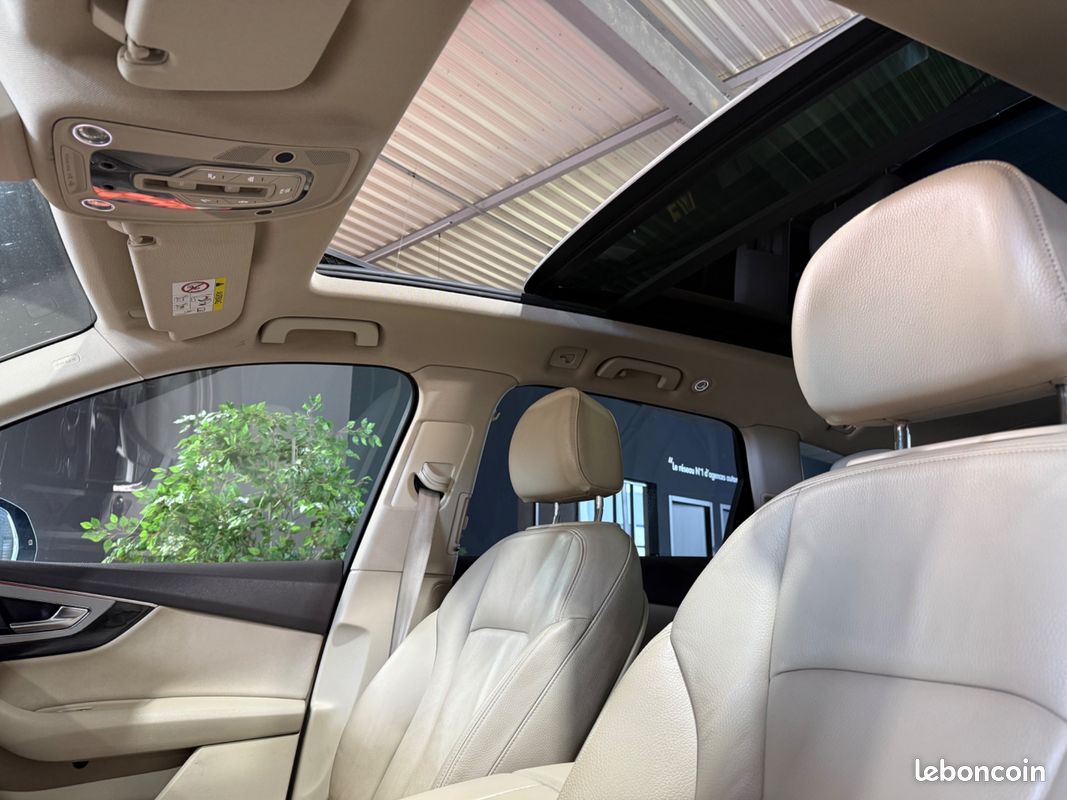 Audi q7 3.0 tdi 272 ch s-line quattro tiptronic /entretiens constructeur / 7 places (image 4)