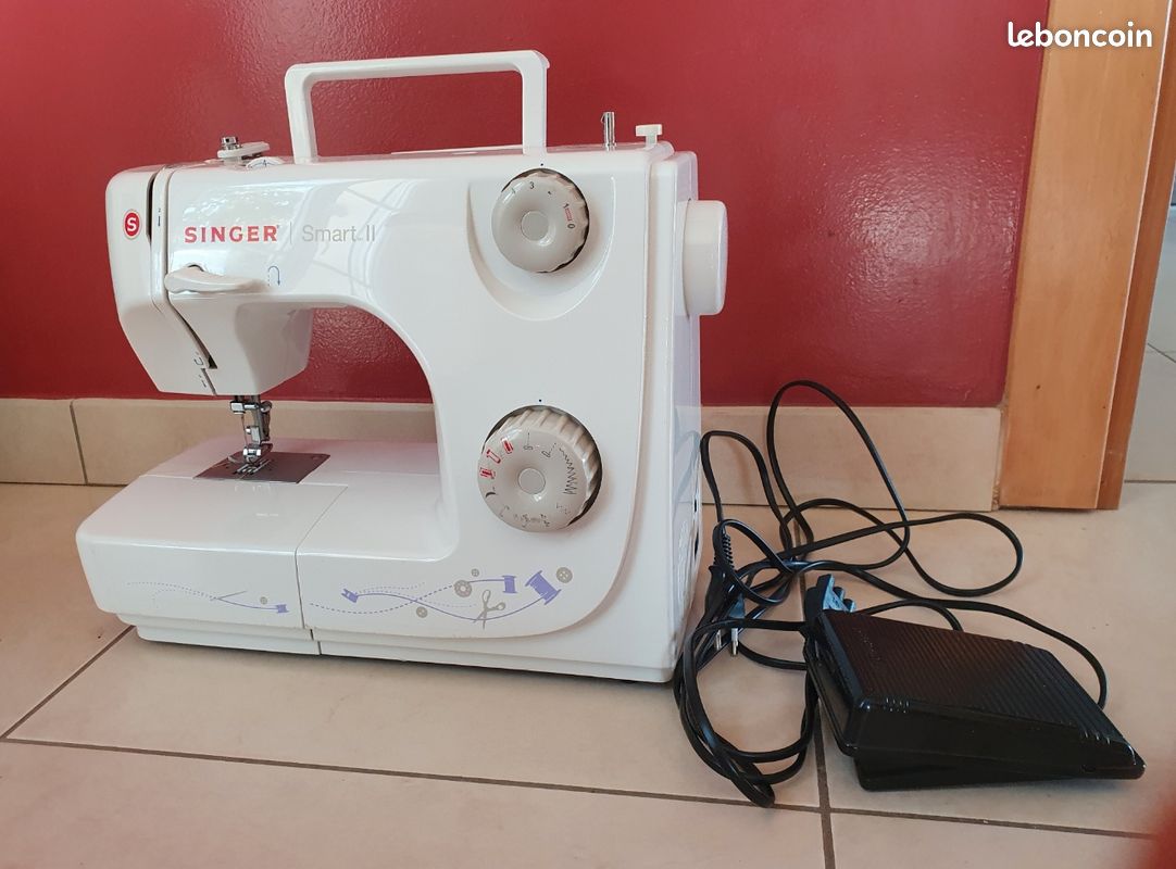 Machine à coudre révisée Singer Smart II (image 1)