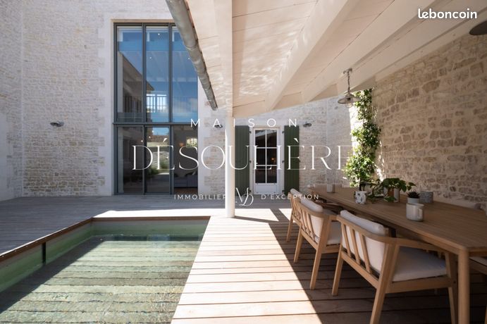 Propriété 11 pièces 315 m²