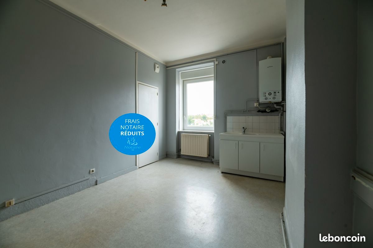 Appartement 1 pièce 42 m² · à Saint-Étienne · 42 m² · 29 250 €