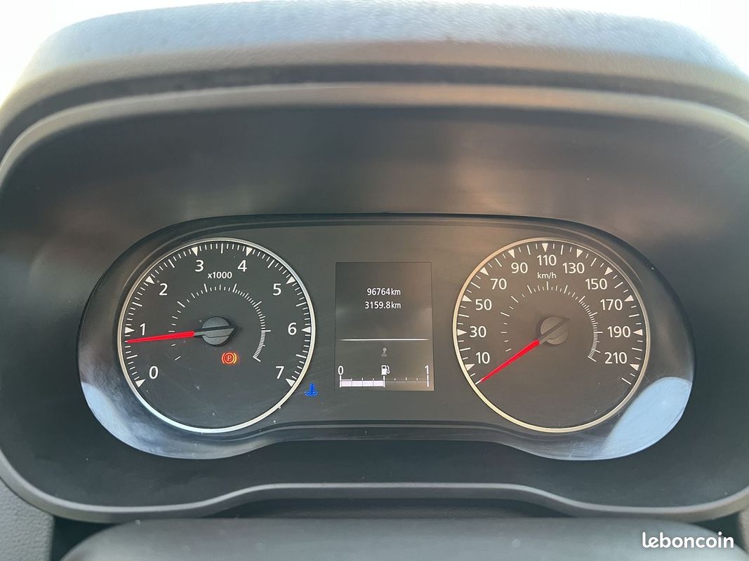 Dacia DUSTER 1.2 TCE 125CH PRESTIGE 4X4 (image 8)