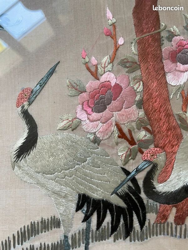 Tableau ancien asiatique en soie brodée ( grues) (image 3)
