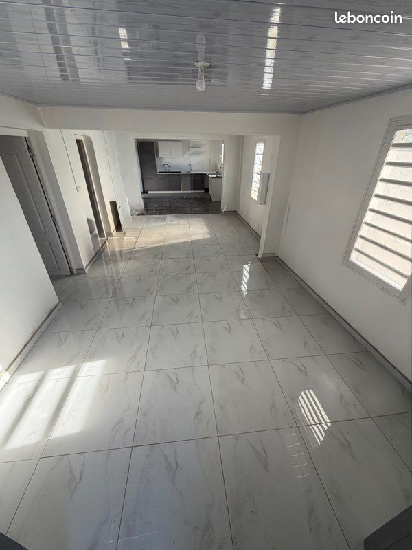 Maison 4 pièces 80 m² · à Saint-André · 80 m² · 1 300 €