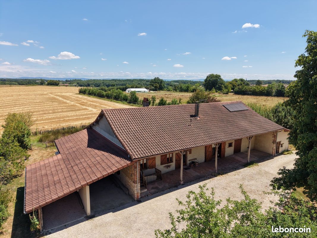 Maison 5 pièces 163 m² · à Mantenay-Montlin · 163 m² · 269 000 €
